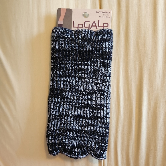 LeGale Boot Topper, One pair rugged wear,  black and white, 100 % Acrylic NEW - Picture 1 of 5